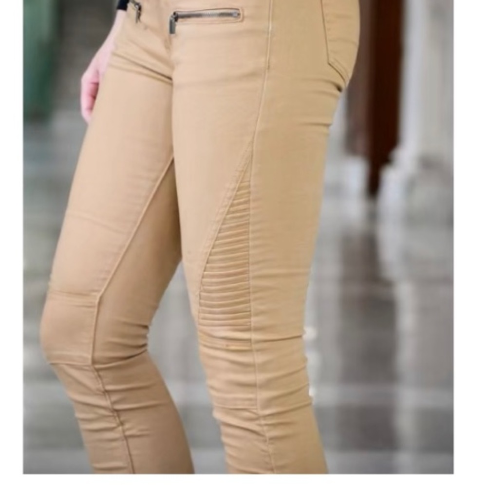 Moto Skinnies size 5 New without tag